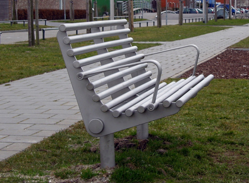 BANC 3 PLACES  AVEC ACCOUDOIRS
