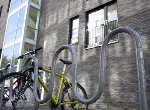 Support 9 vélos SINUS. Fixation sur platine