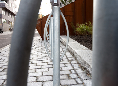 Potelet attache-vélo amovible URBAN