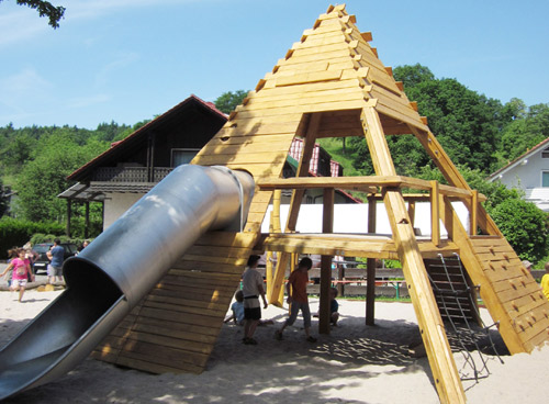 La PYRAMIDE