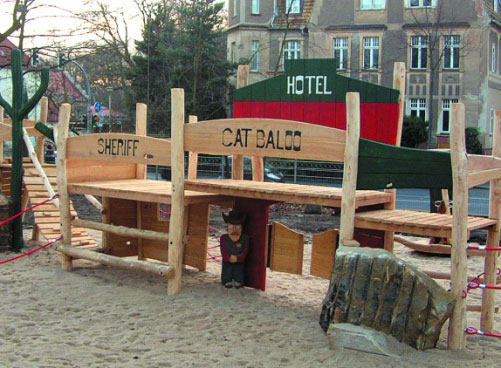 Structure de jeux LA VILLE DU FAR WEST