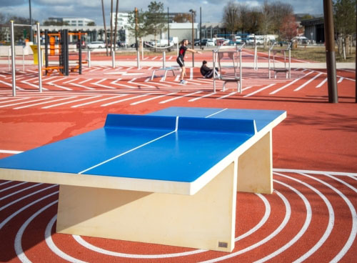 TABLE DE PING PONG